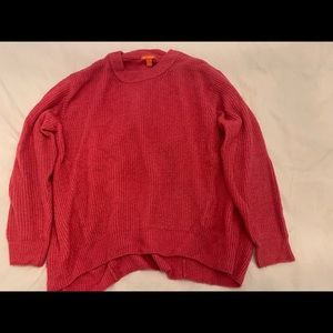 Oversized pink knit sweater